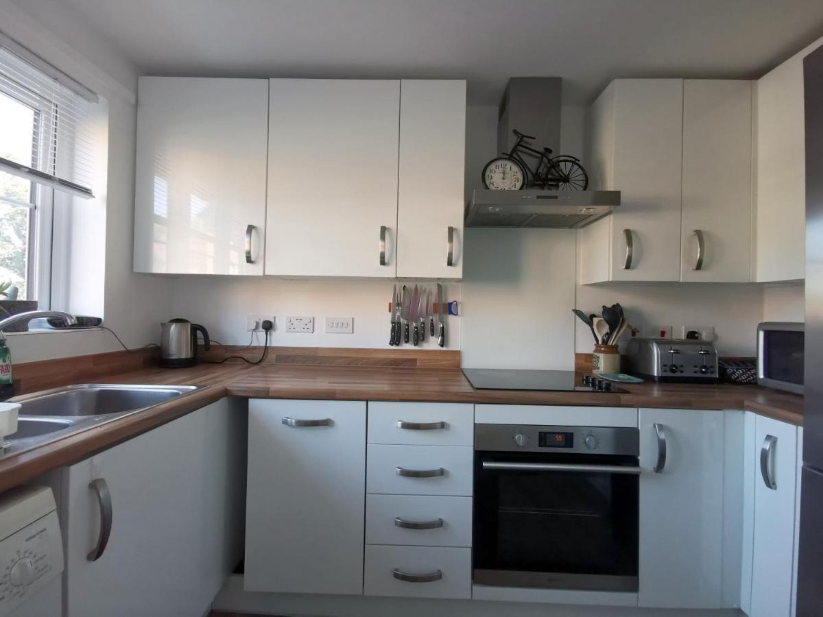 2 Bedroom House With Free Parkingライム・レジス エクステリア 写真
